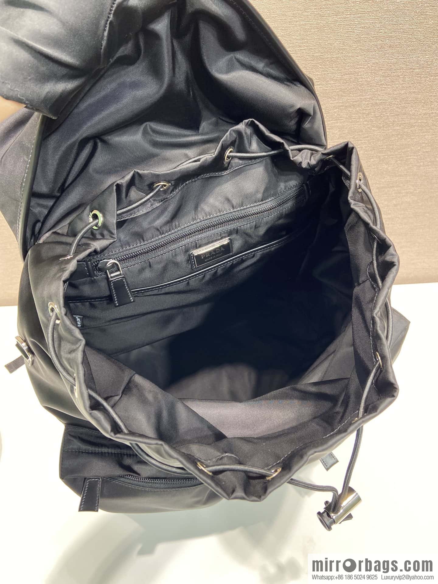 PRADA new catwalk model 🎉 2VZ108 shoulder back/shoulder bag