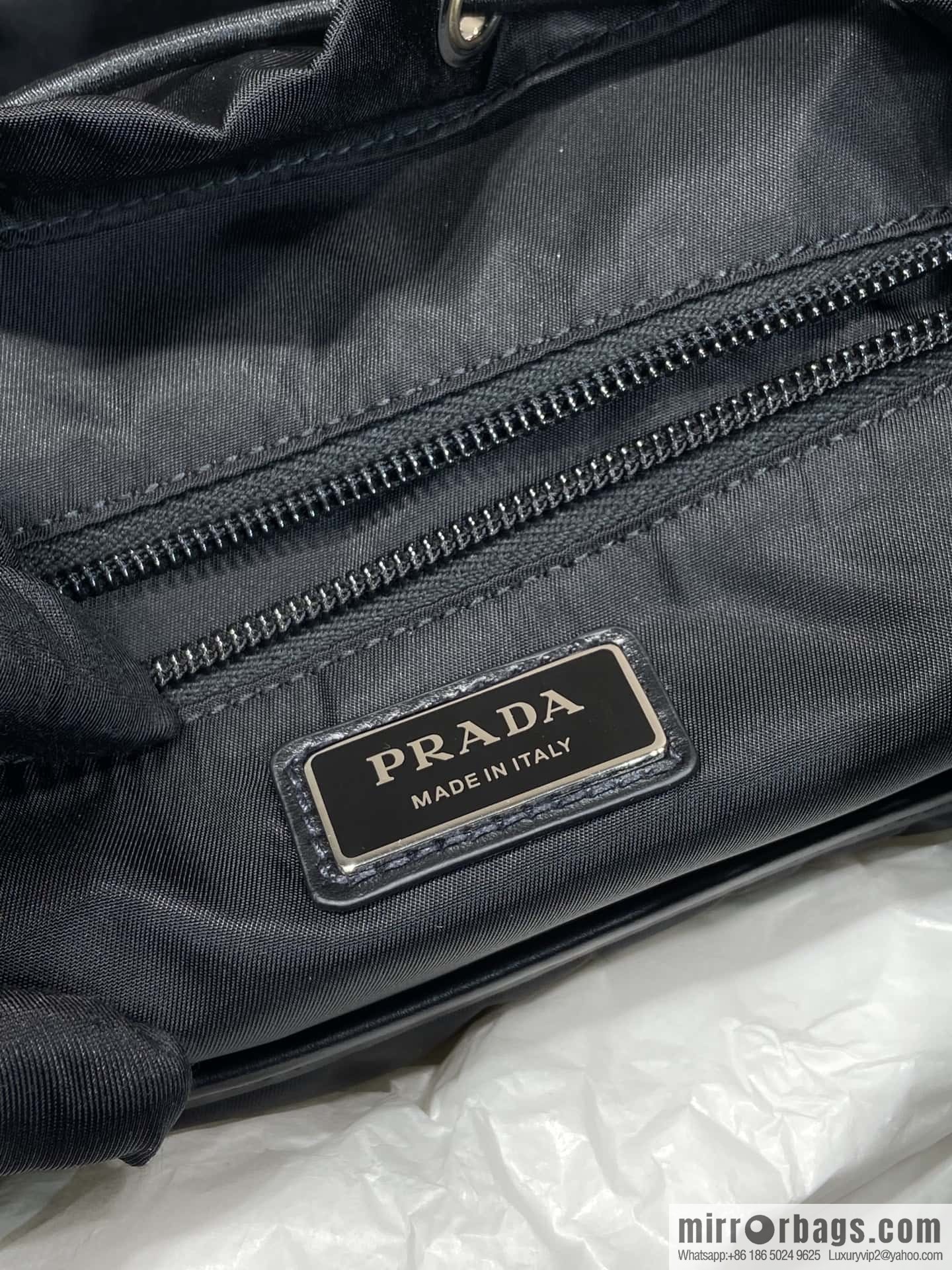 PRADA new catwalk model 🎉 2VZ108 shoulder back/shoulder bag