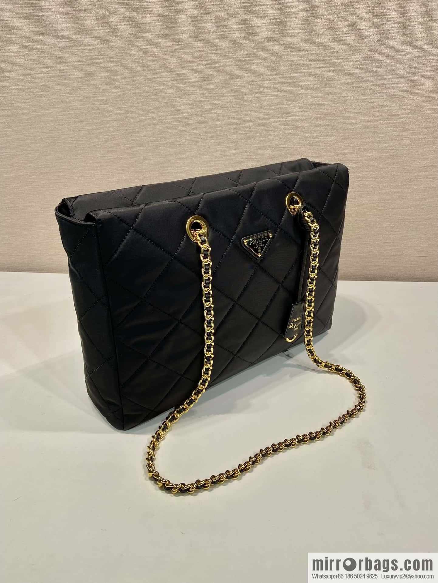 PRADA Vintage chain strap hobo bag large 🎉 1BG467
