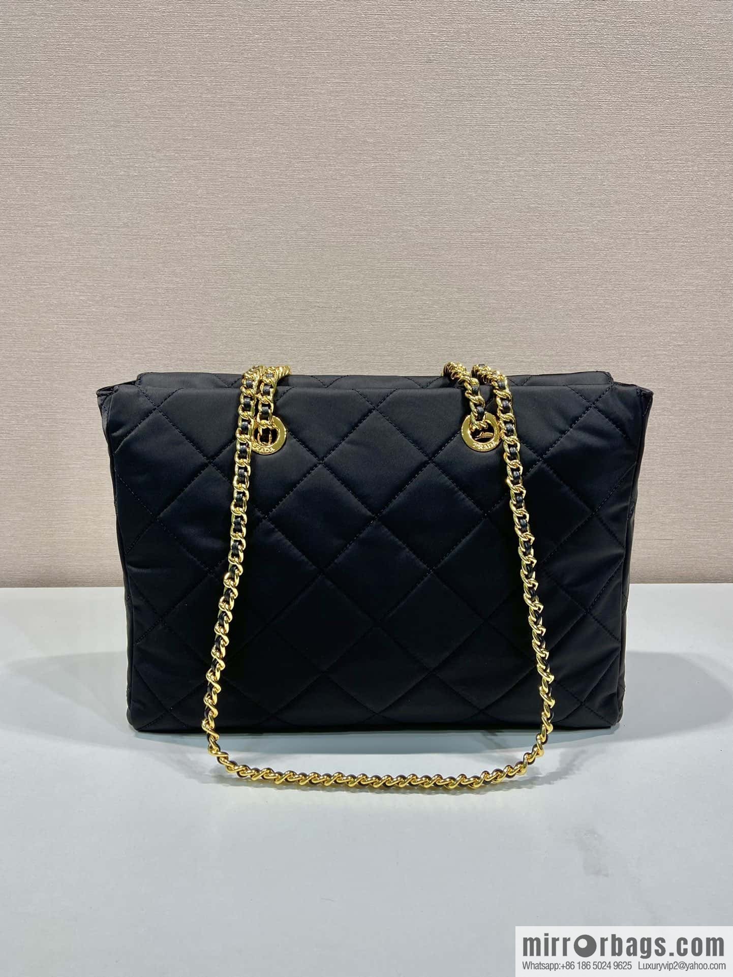PRADA Vintage chain strap hobo bag large 🎉 1BG467