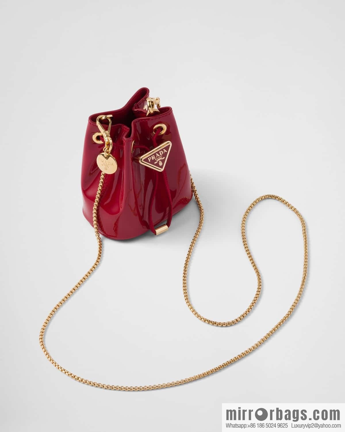 PRADA patent leather bucket 🎉 1NR016 red