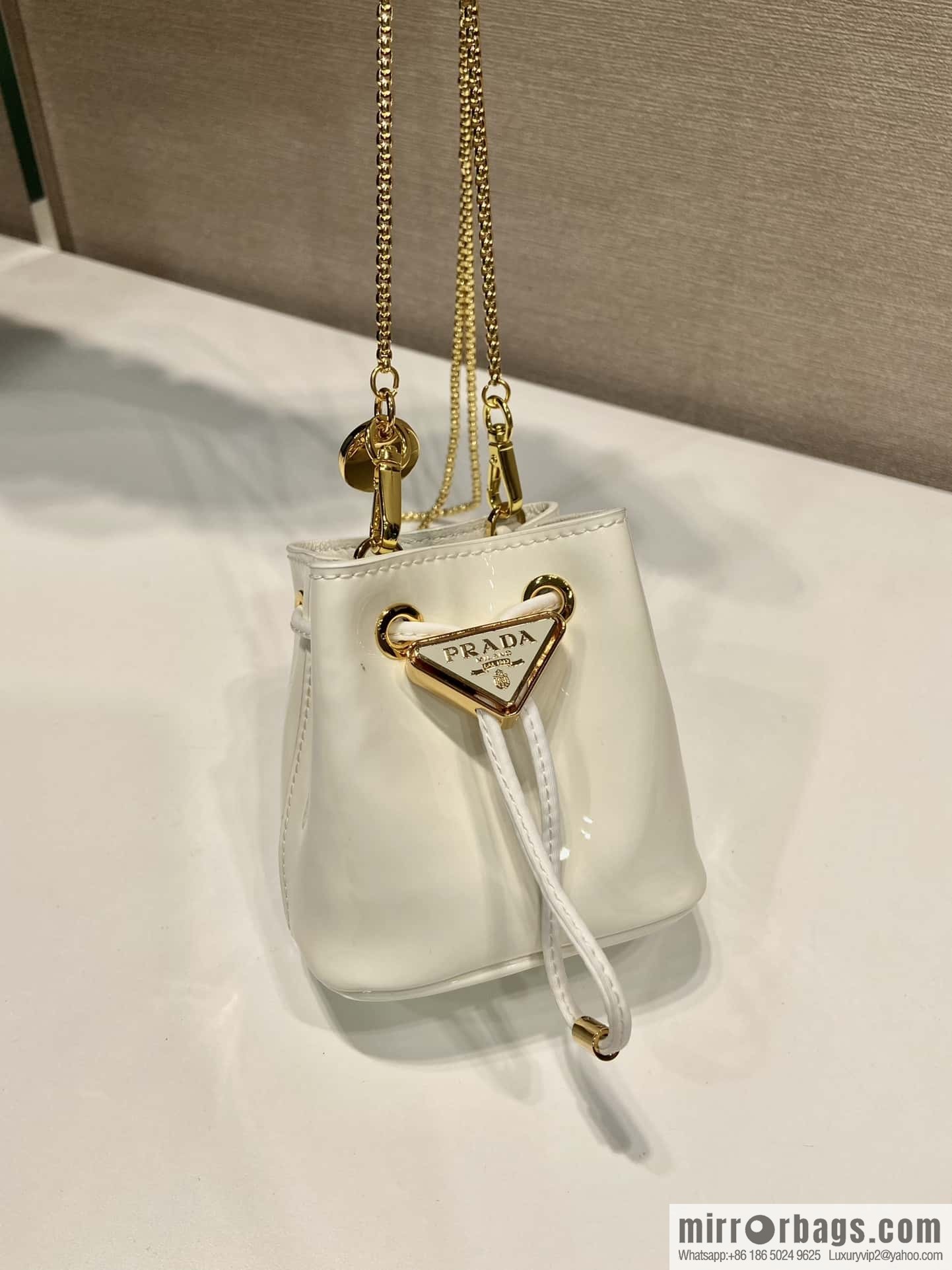 PRADA patent leather bucket 🎉 1NR016 white
