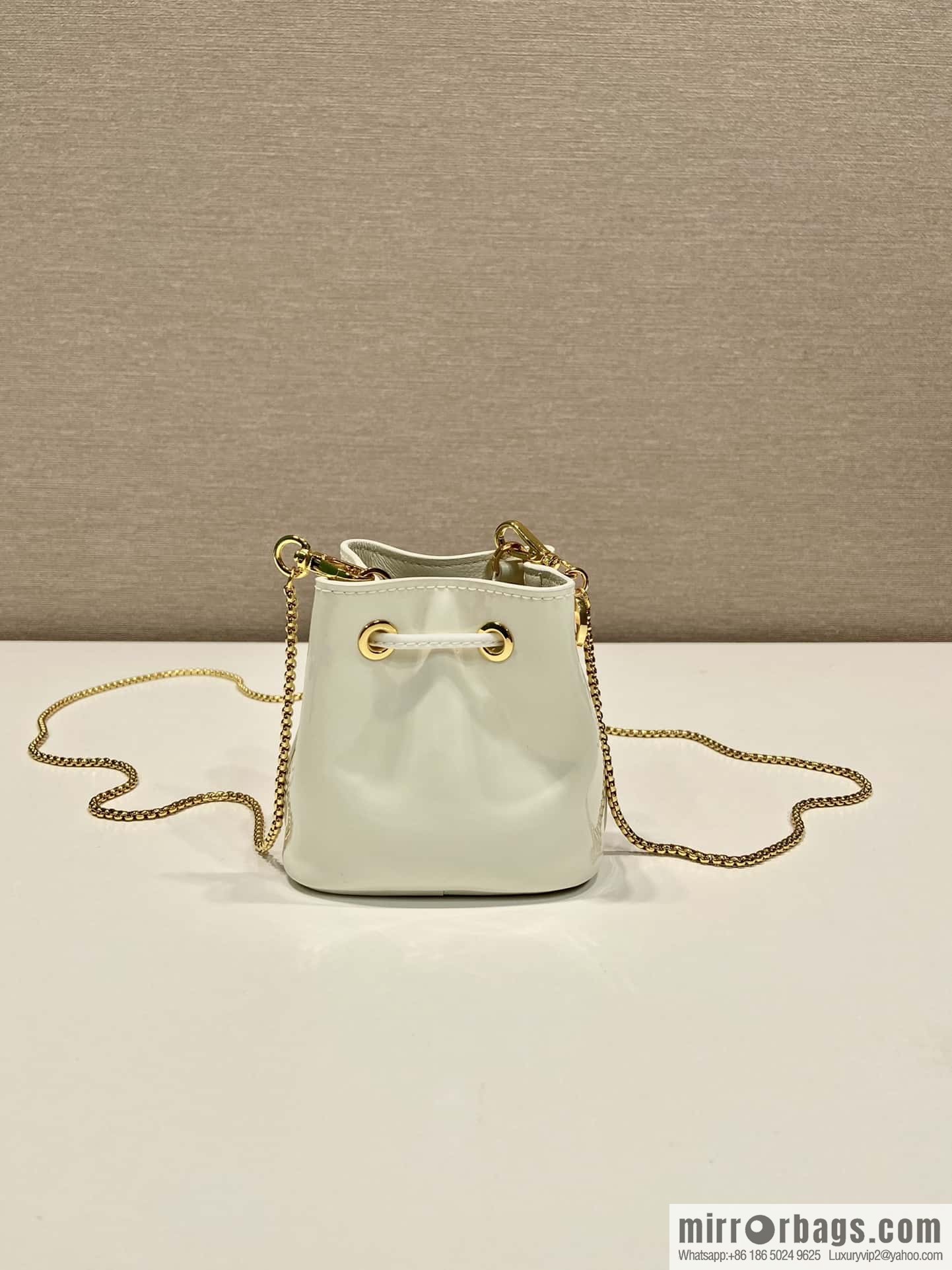 PRADA patent leather bucket 🎉 1NR016 white