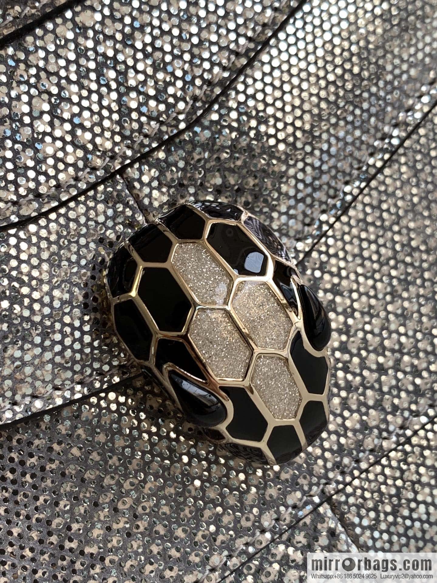 BVLGARI Bulgari Sprpenti Forever 618852 Milk protein stone metal texture water snake skin inner small sheepskin