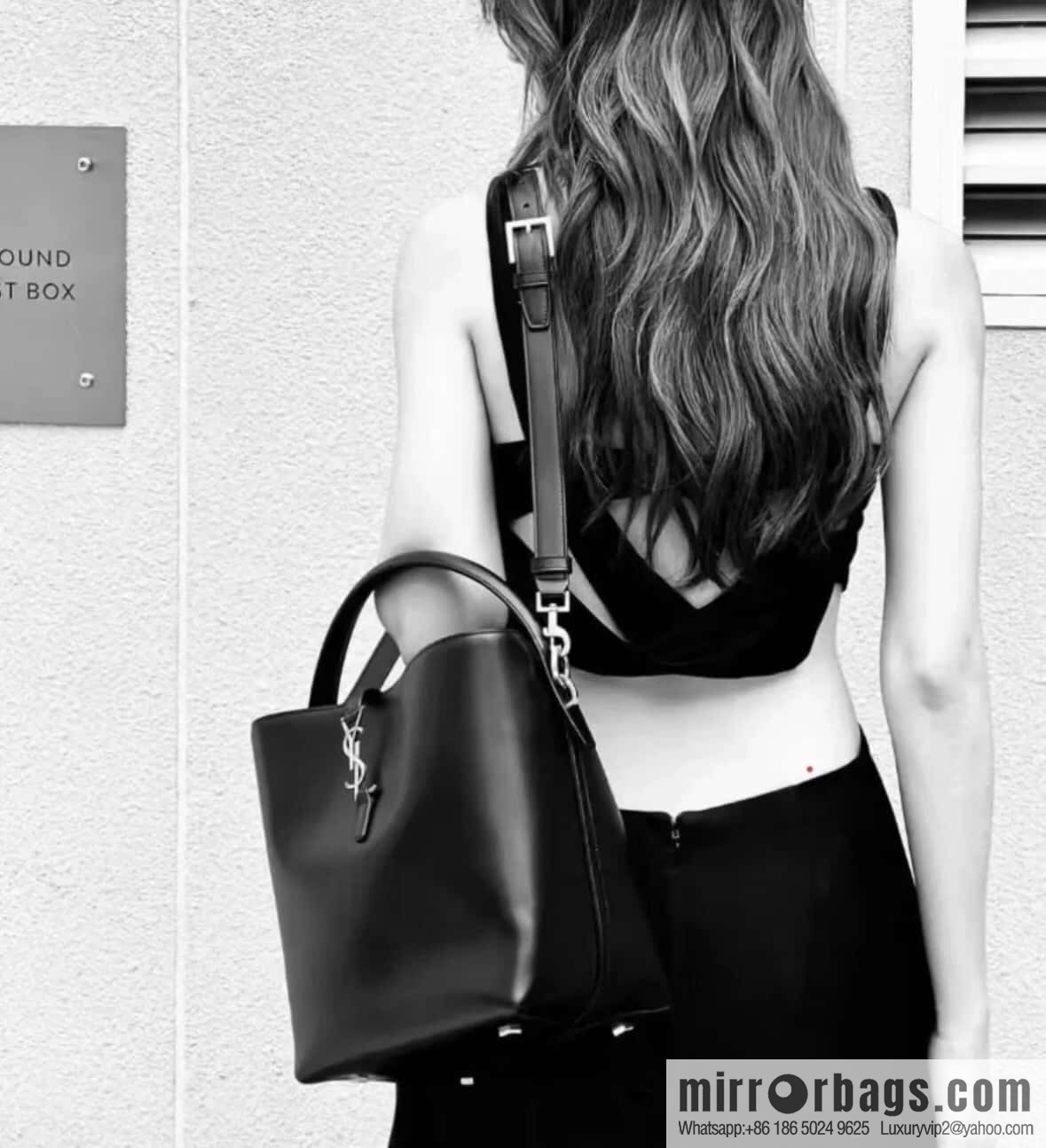 SAINT LAURENT Saint Laurent YSL summer new model _ small bucket bag 749036 black gold
