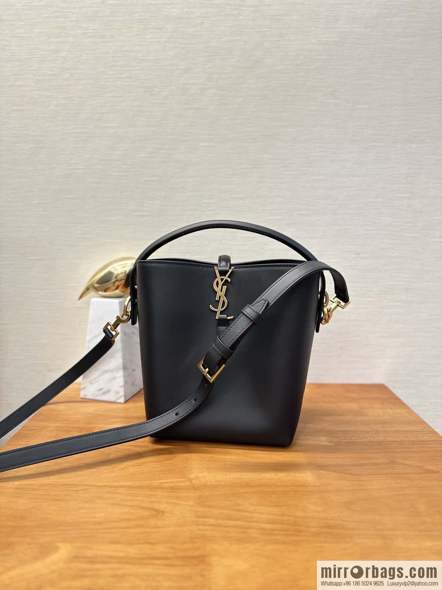 SAINT LAURENT Saint Laurent YSL summer new model _ small bucket bag 749036 black gold