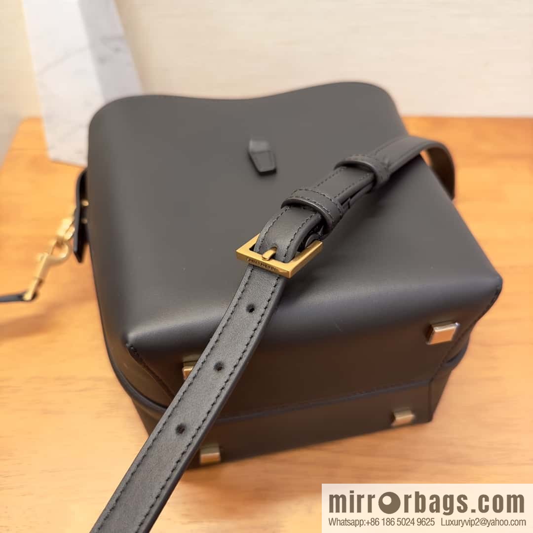 SAINT LAURENT Saint Laurent YSL summer new model _ small bucket bag 749036 black gold