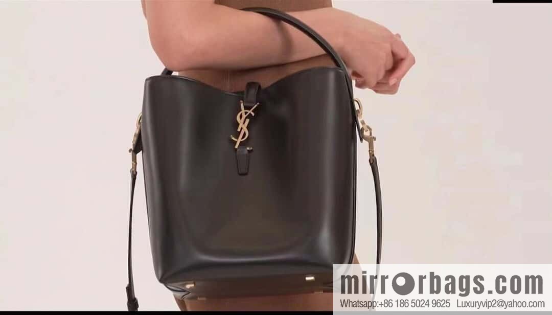 SAINT LAURENT YSL Glossy leather (fabric) large bucket bag 742828 black gold