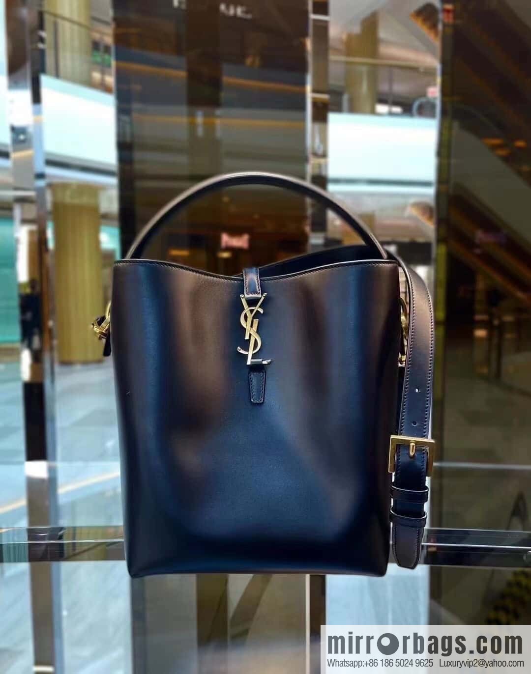 SAINT LAURENT YSL Glossy leather (fabric) large bucket bag 742828 black gold