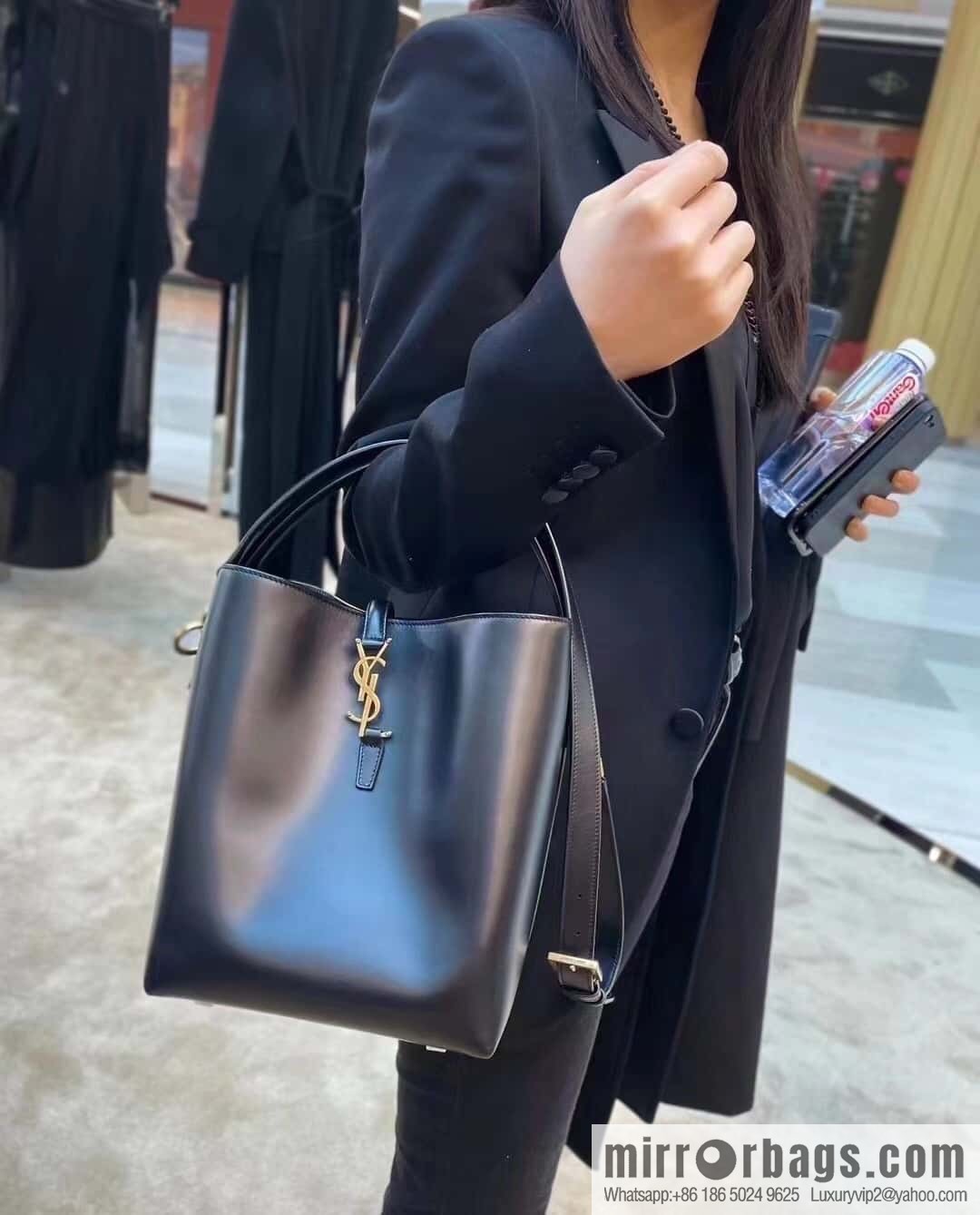 SAINT LAURENT YSL Glossy leather (fabric) large bucket bag 742828 black gold