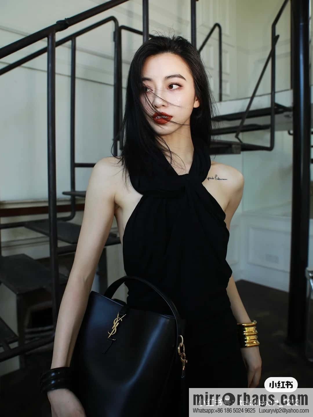 SAINT LAURENT YSL Glossy leather (fabric) large bucket bag 742828 black gold