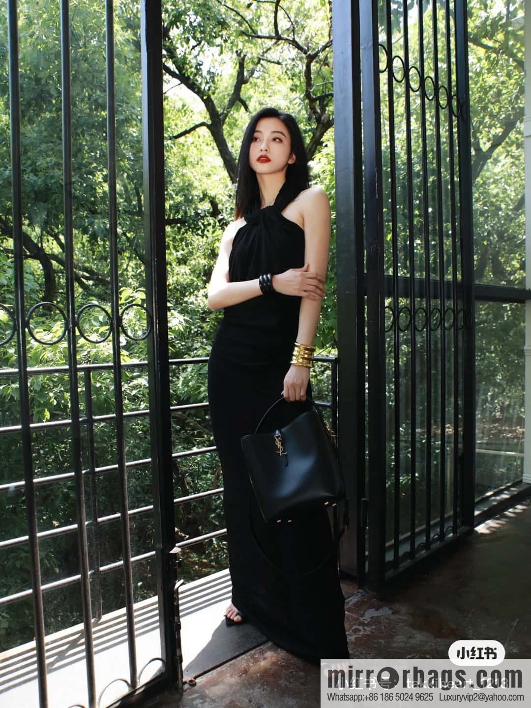 SAINT LAURENT YSL Glossy leather (fabric) large bucket bag 742828 black gold