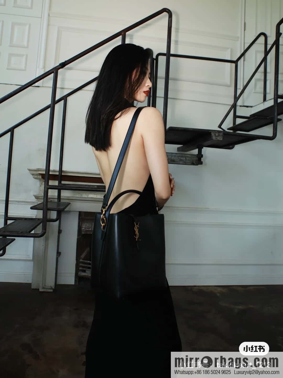 SAINT LAURENT YSL Glossy leather (fabric) large bucket bag 742828 black gold
