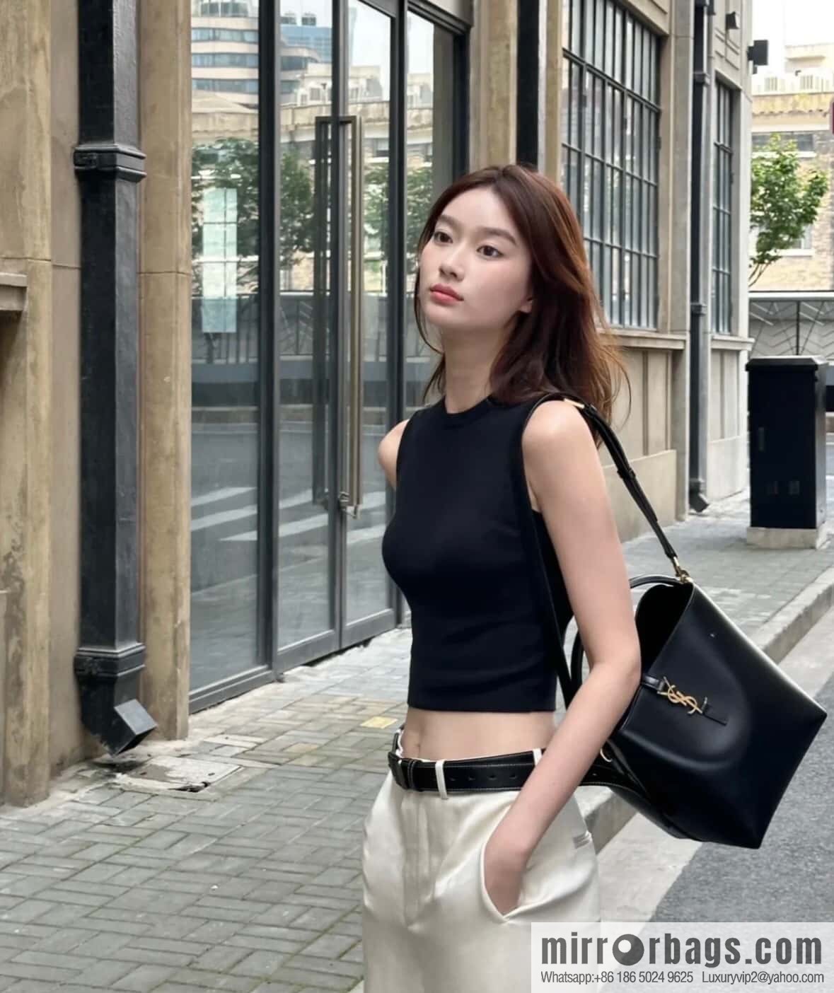 SAINT LAURENT YSL Glossy leather (fabric) large bucket bag 742828 black gold