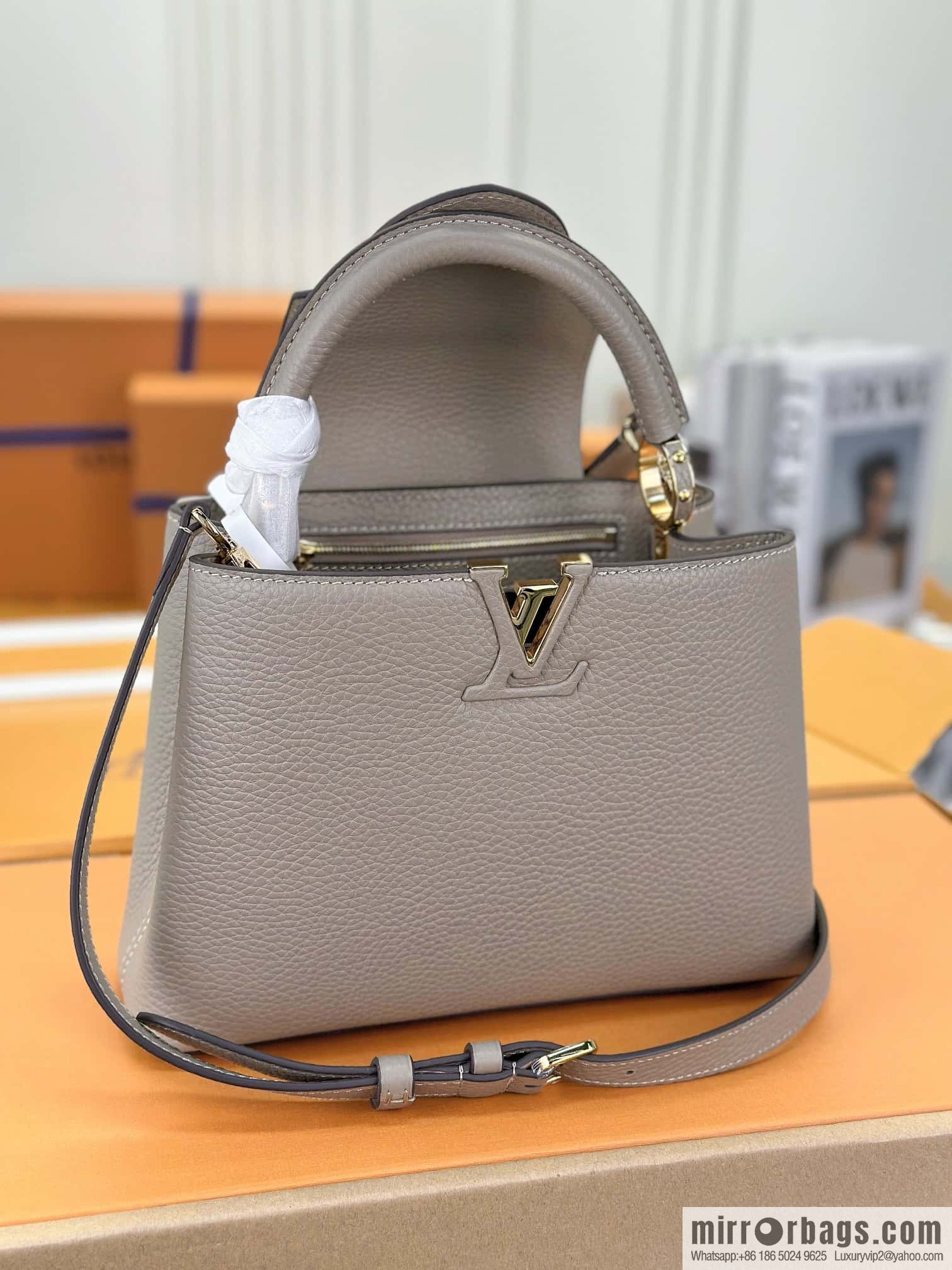 LV M94634 Capucines BB
