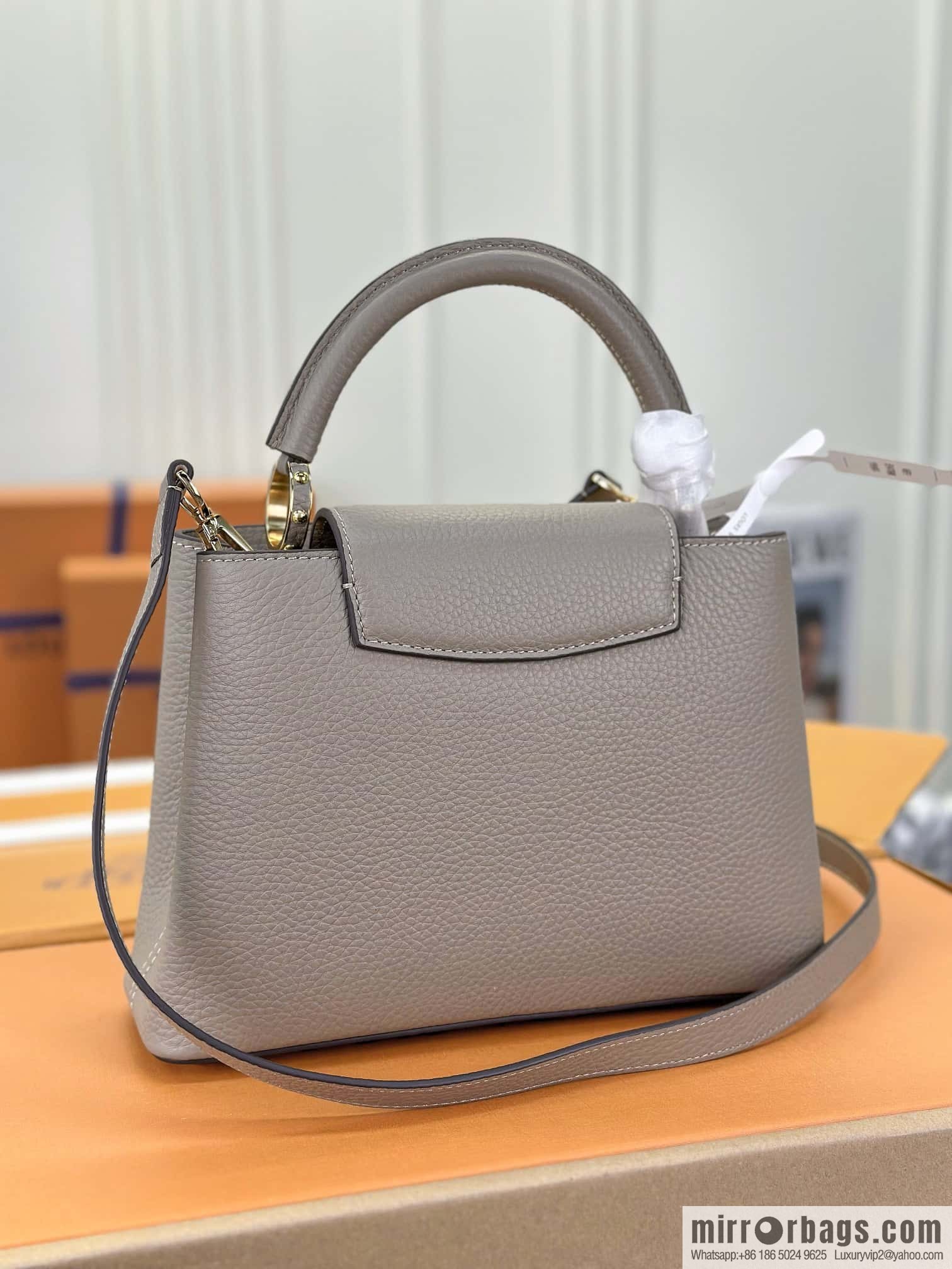 LV M94634 Capucines BB