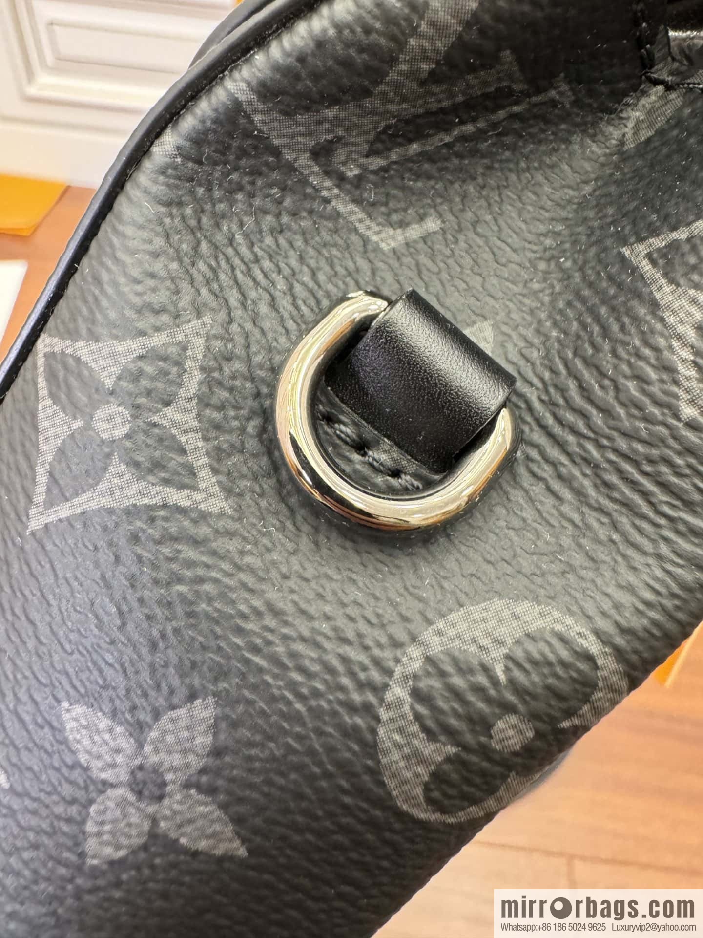 Louis Vuitton M82774 Nano Steamer