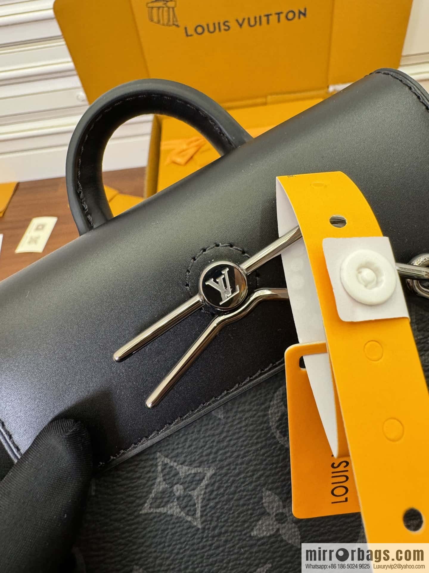 Louis Vuitton M82774 Nano Steamer