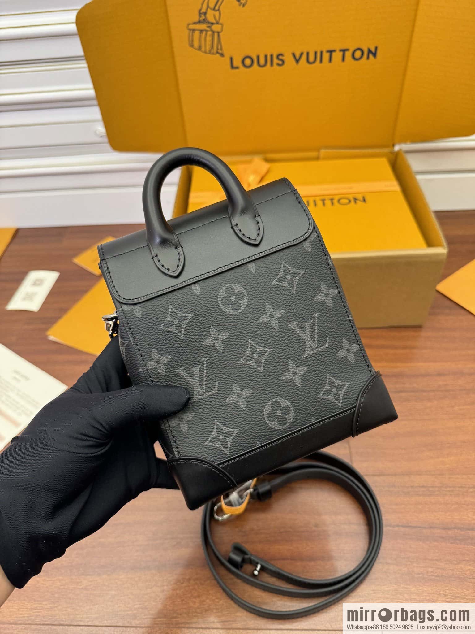 Louis Vuitton M82774 Nano Steamer