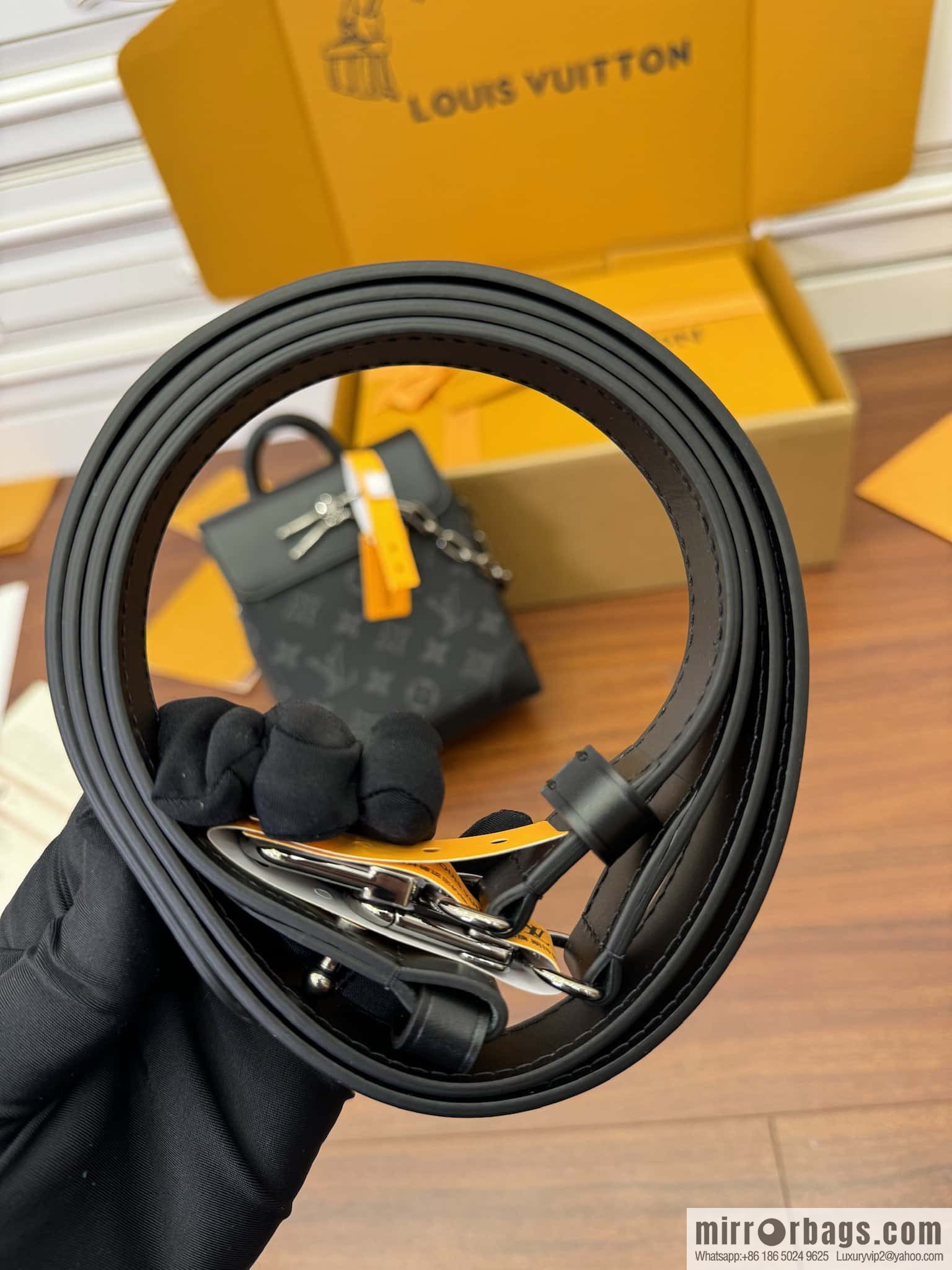 Louis Vuitton M82774 Nano Steamer