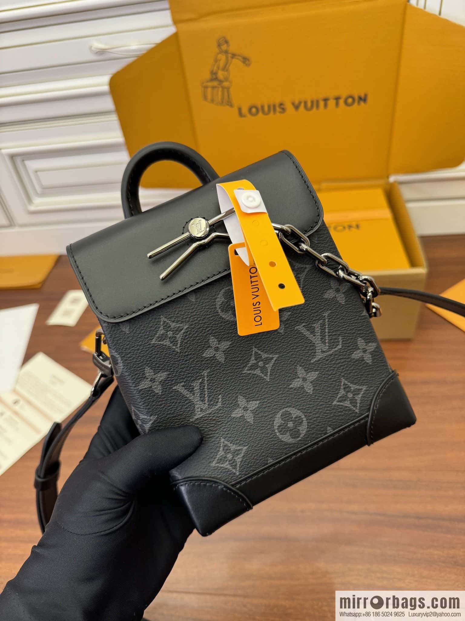 Louis Vuitton M82774 Nano Steamer