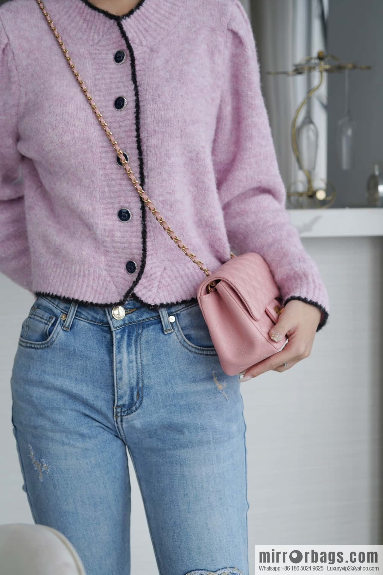 CHANEL Metal ball square fat man AS1786 pink