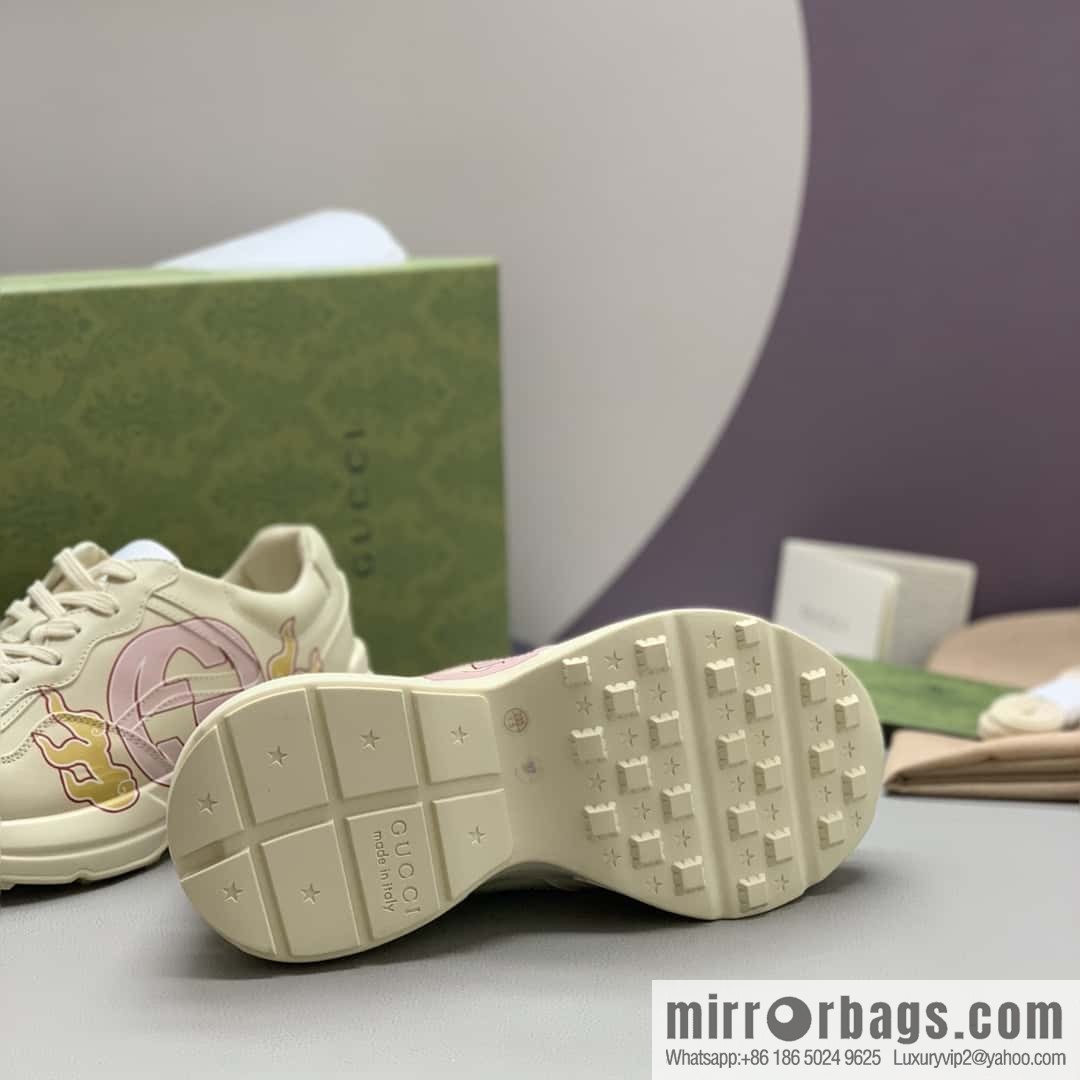 GUCCI women's retro sneakers