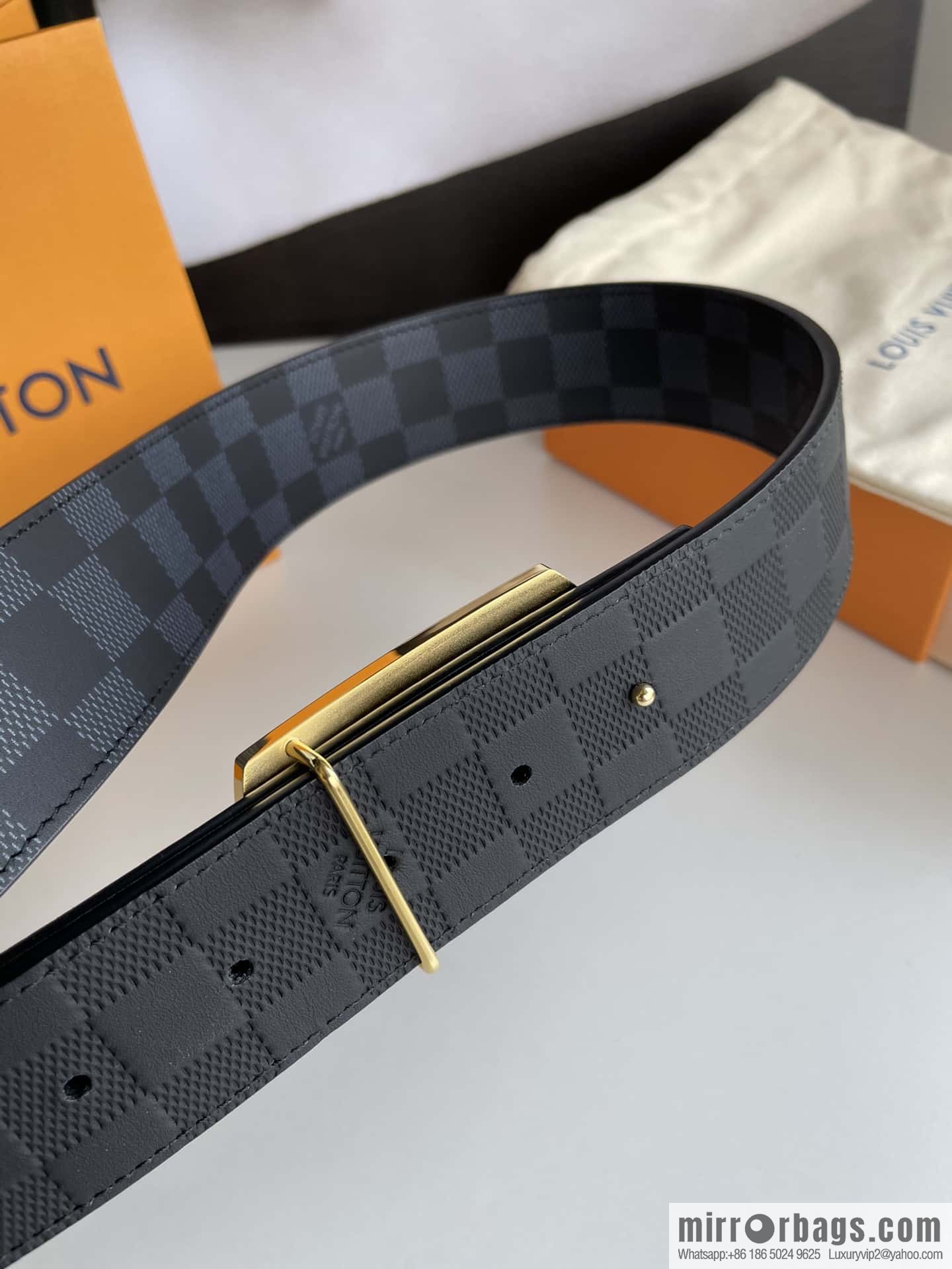 LV/Louis Vuitton, Stainless Steel Letter Square Resin Craft Diamond Inlaid Metal Buckle 4.0cm Belt