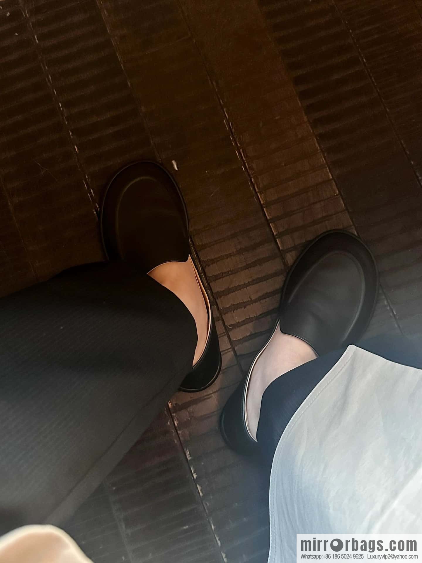𝐓𝐇𝐄 𝐑𝐎𝐖|𝟐𝟎𝟐𝟑 black flat loafers