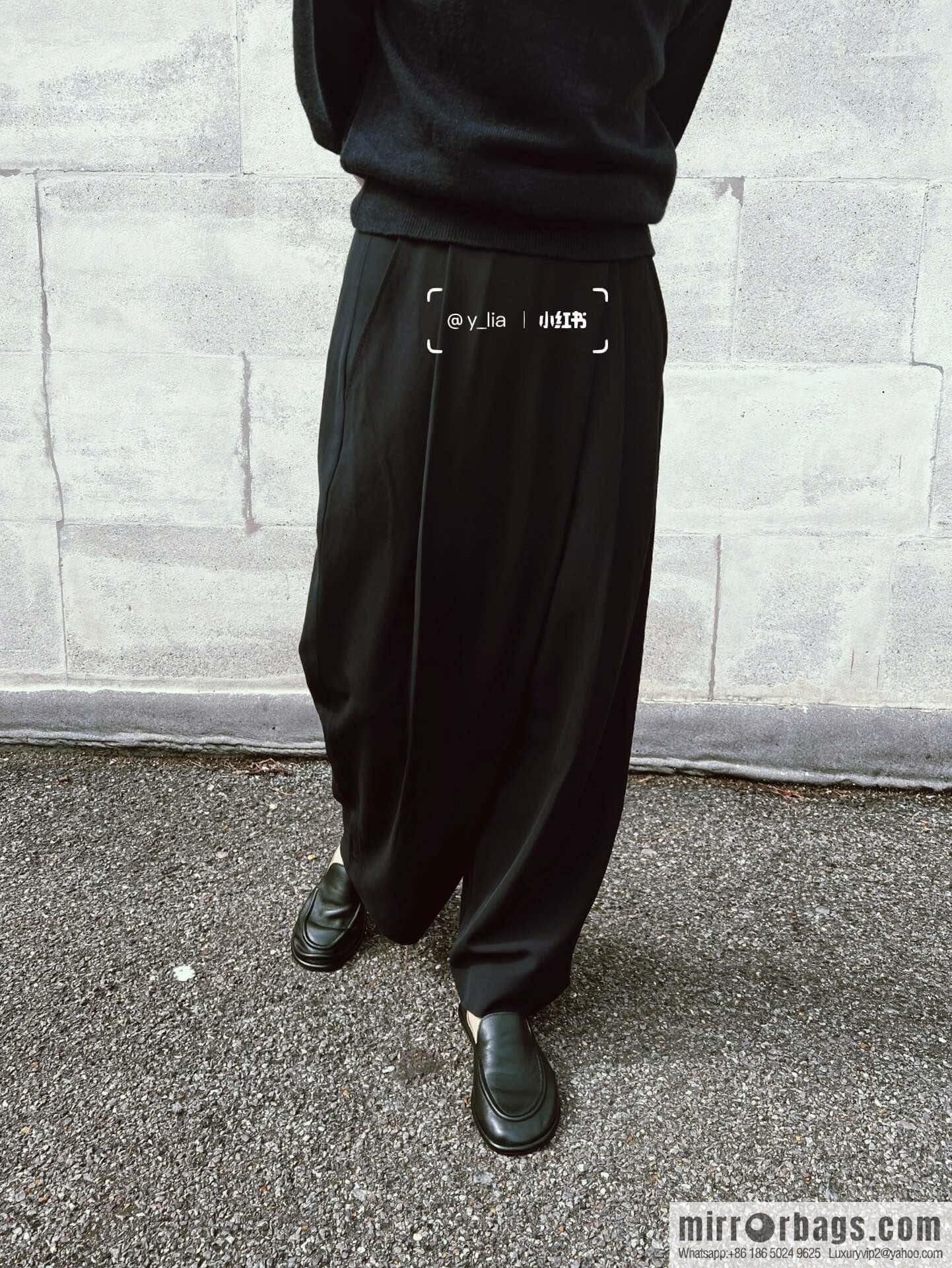 𝐓𝐇𝐄 𝐑𝐎𝐖|𝟐𝟎𝟐𝟑 black flat loafers