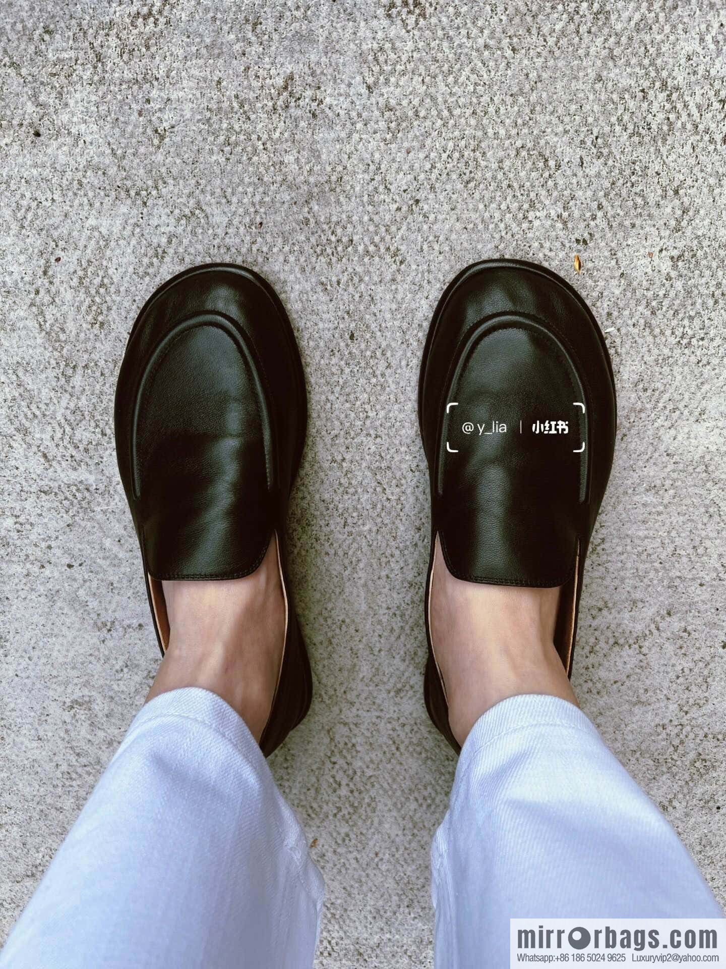 𝐓𝐇𝐄 𝐑𝐎𝐖|𝟐𝟎𝟐𝟑 black flat loafers