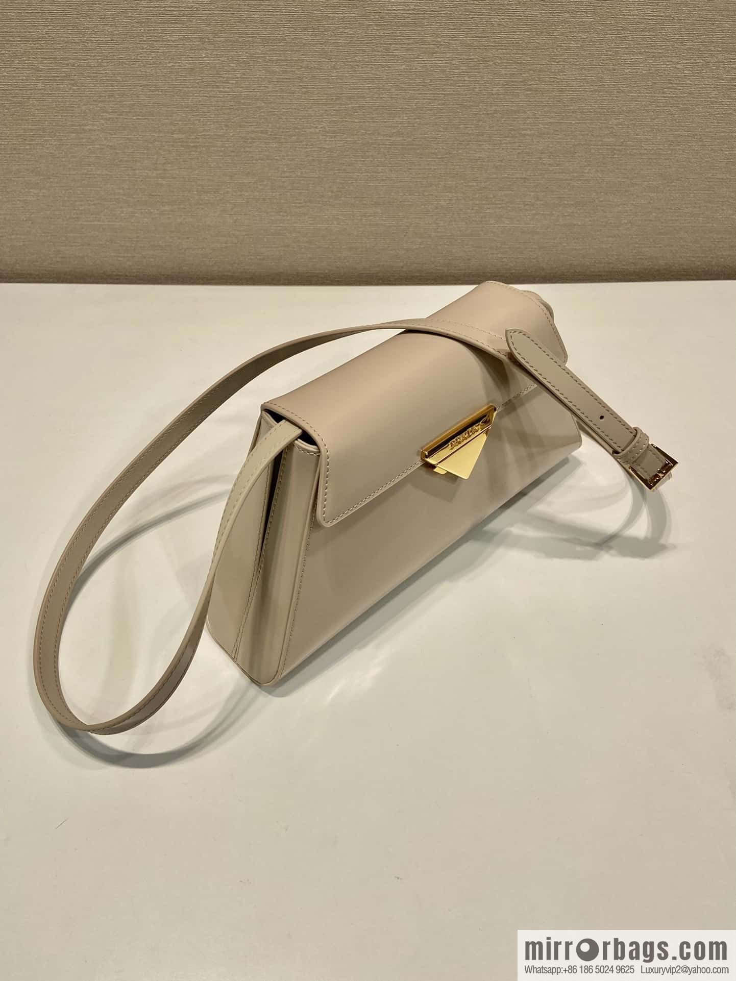 PRADA imported glossy calfskin shoulder bag 1BD343 light apricot