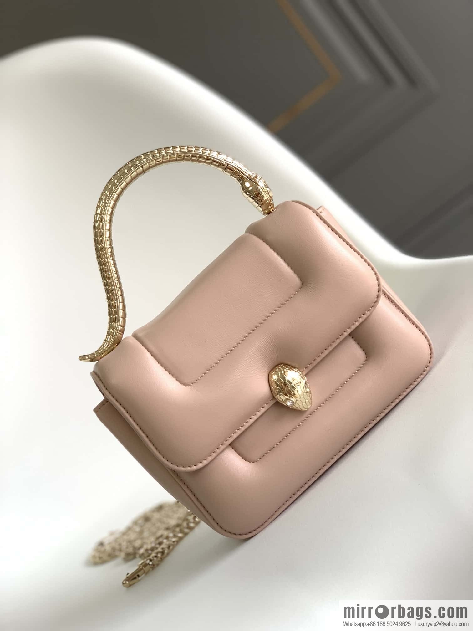 BVLGARI Bulgari joint design limited edition Mary Katrantzou snakehead bag 291071 naked powder 19CM