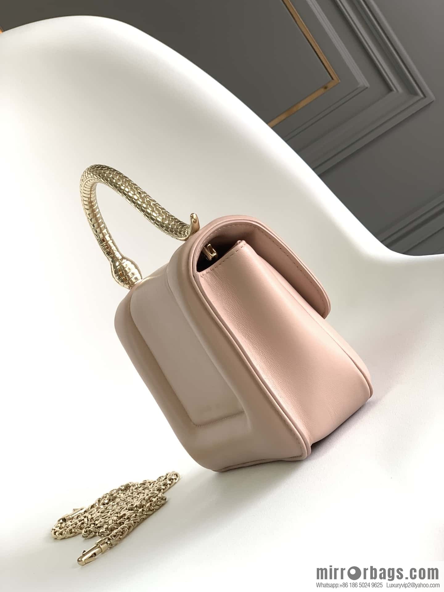 BVLGARI Bulgari joint design limited edition Mary Katrantzou snakehead bag 291071 naked powder 19CM