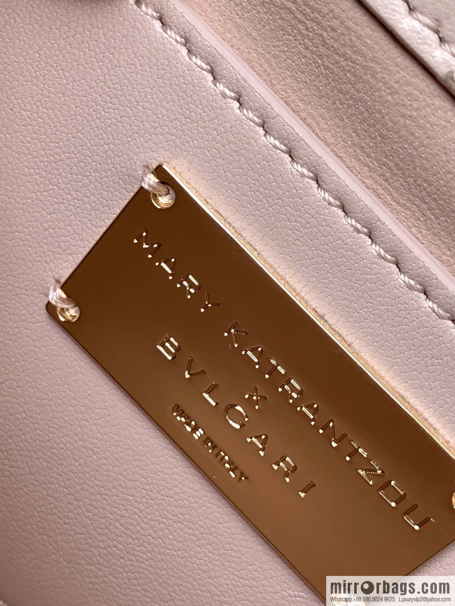 BVLGARI Bulgari joint design limited edition Mary Katrantzou snakehead bag 291071 naked powder 19CM