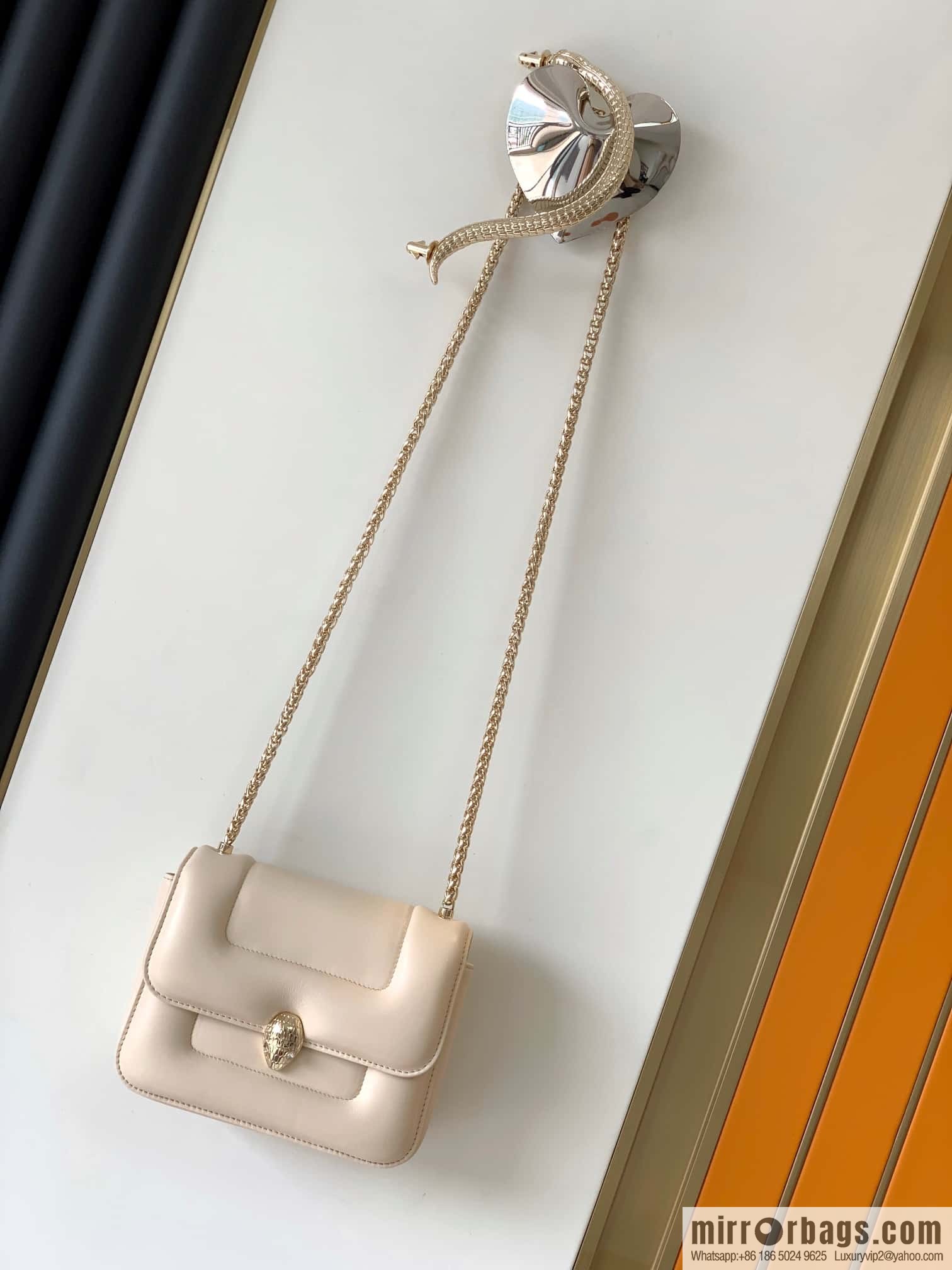 BVLGARI Bulgari joint design limited edition Mary Katrantzou snakehead bag 291071 milkshake white 19CM