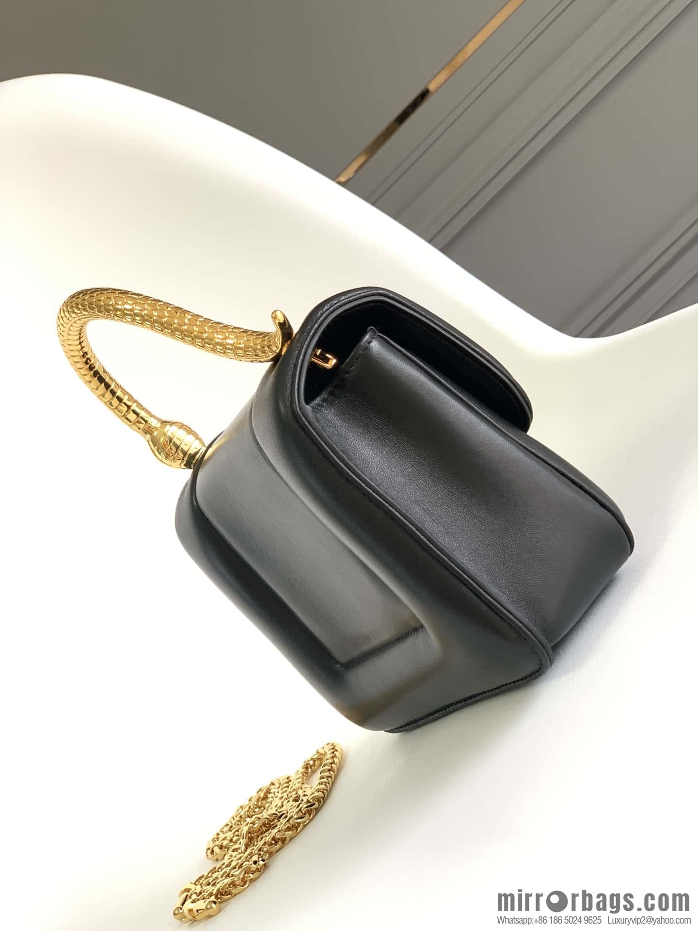 BVLGARI Bulgari joint design limited edition Mary Katrantzou snakehead bag 291071 black 19CM