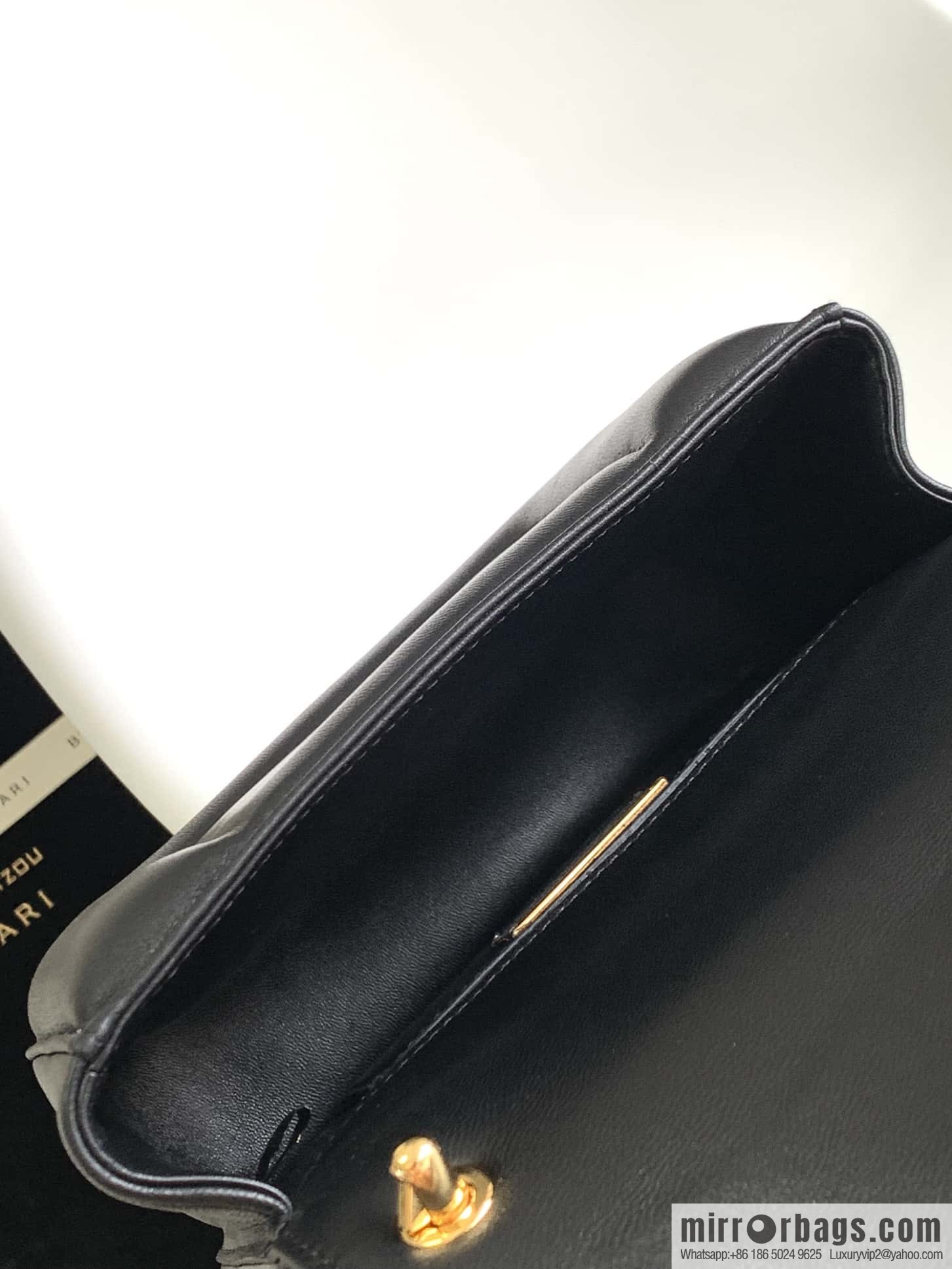 BVLGARI Bulgari joint design limited edition Mary Katrantzou snakehead bag 291071 black 19CM