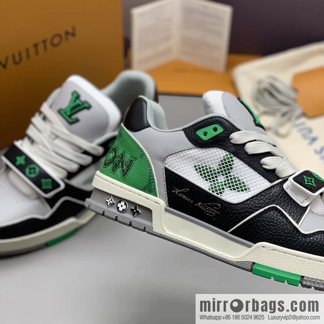 LV/Louis Vuitton, calfskin men's sports running shoes