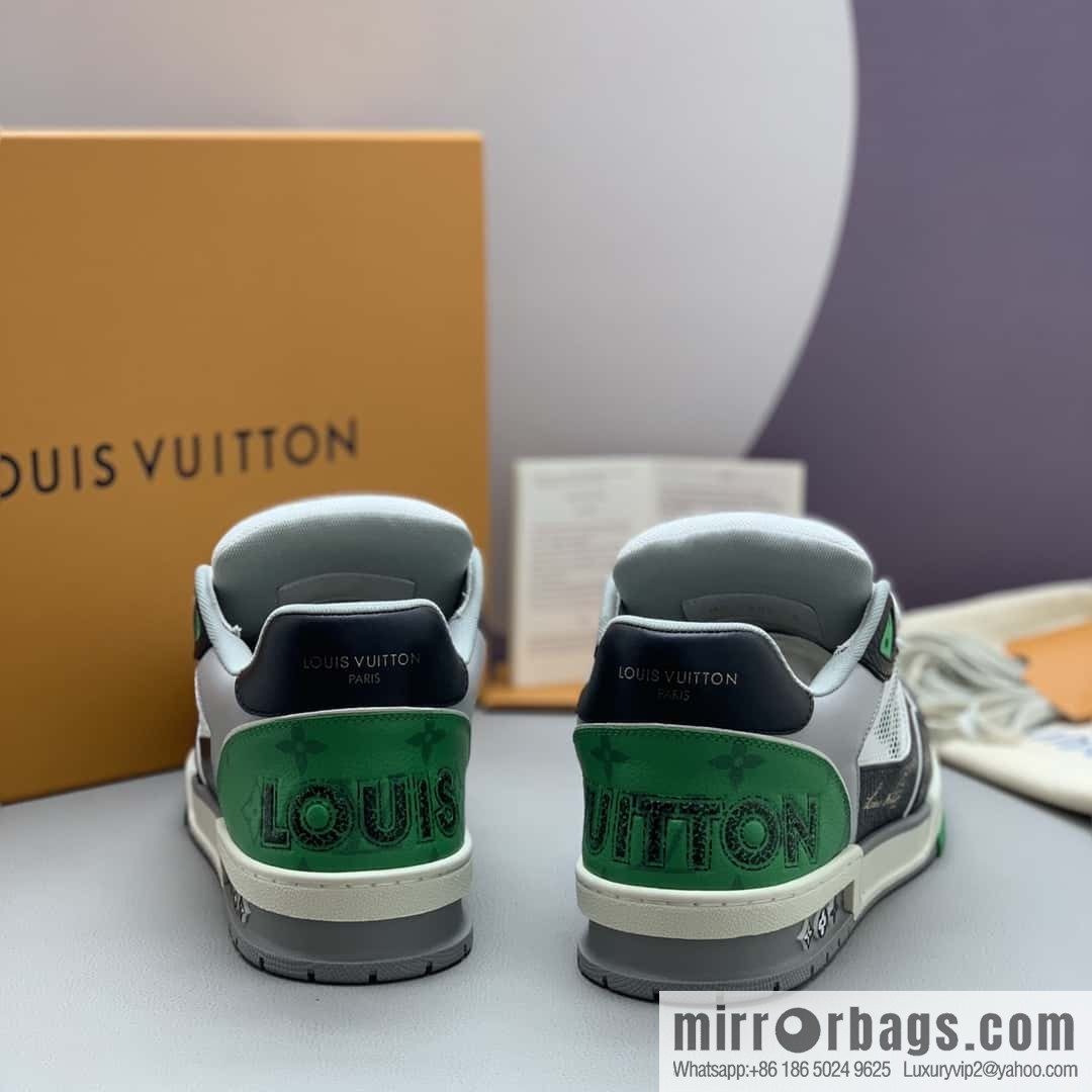 LV/Louis Vuitton, calfskin men's sports running shoes