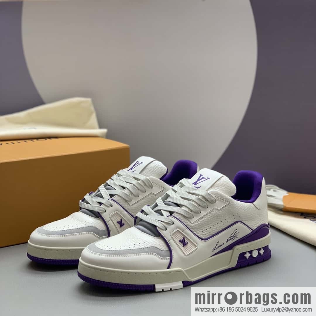 LV/Louis Vuitton, white calfskin couple sports and leisure shoes