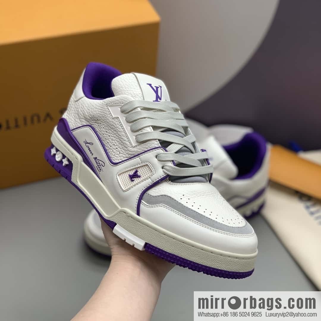 LV/Louis Vuitton, white calfskin couple sports and leisure shoes