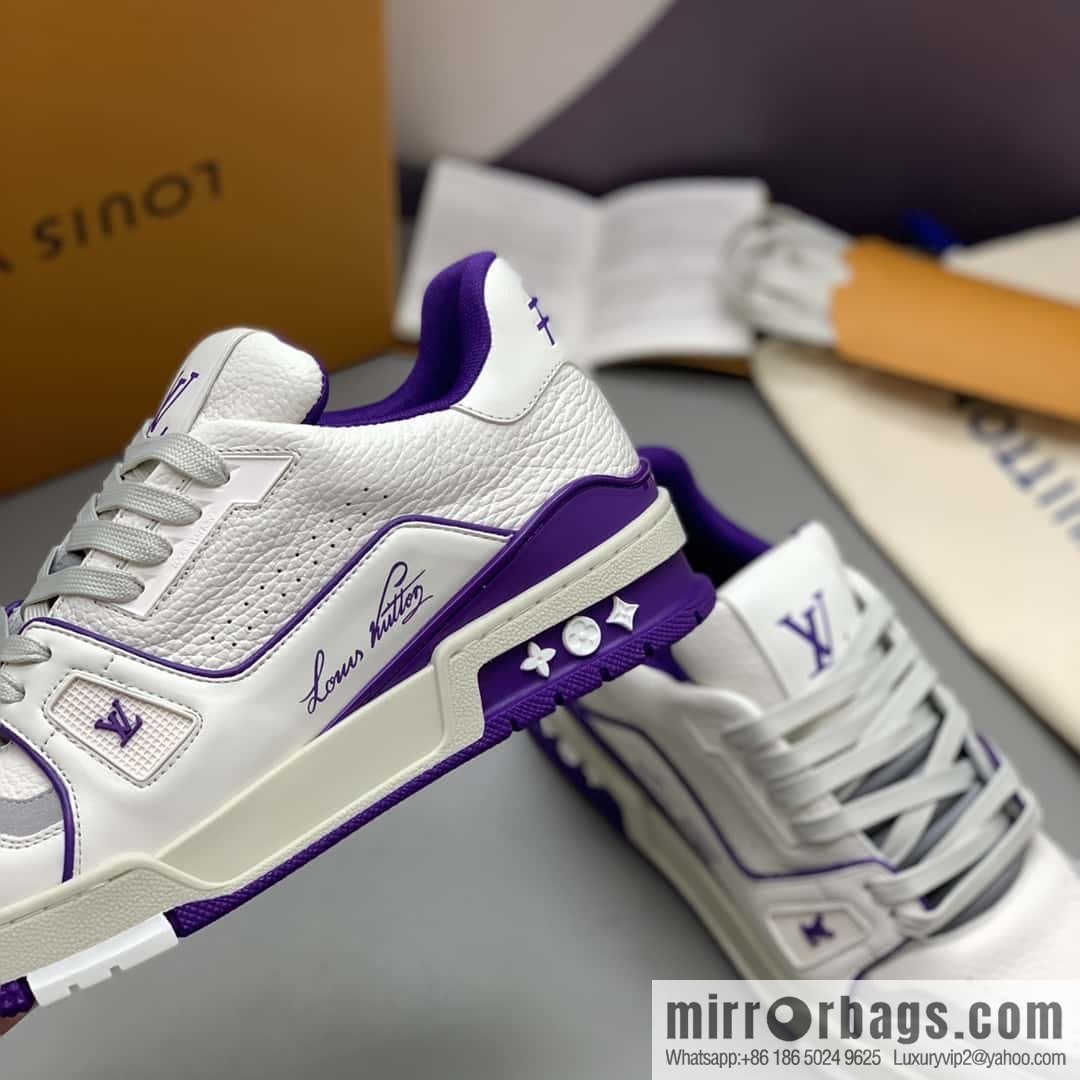 LV/Louis Vuitton, white calfskin couple sports and leisure shoes