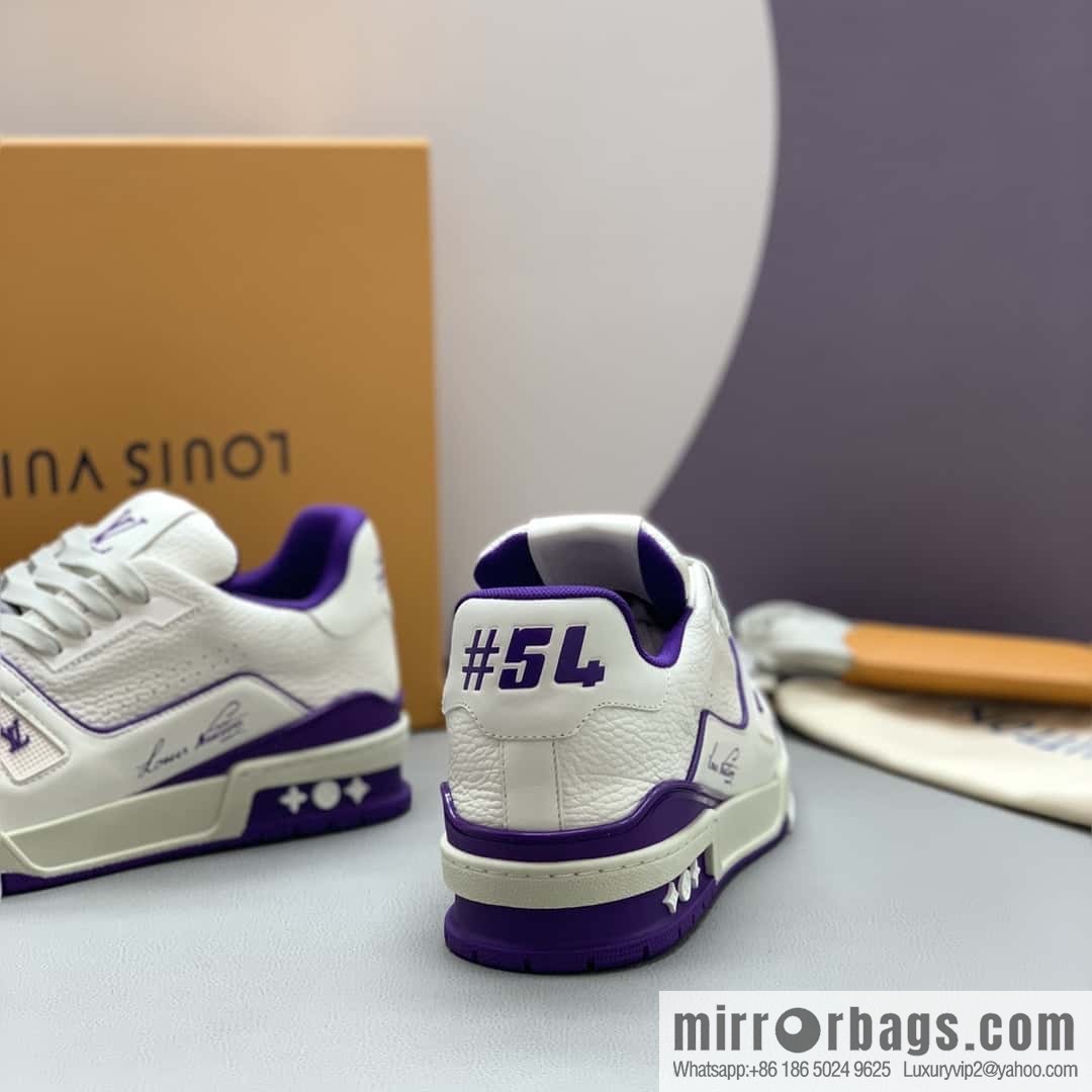 LV/Louis Vuitton, white calfskin couple sports and leisure shoes