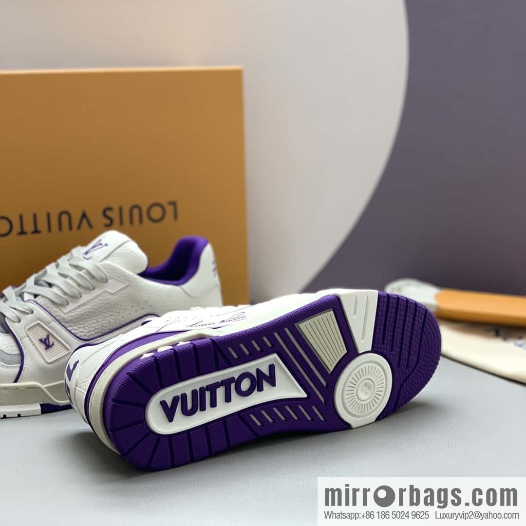 LV/Louis Vuitton, white calfskin couple sports and leisure shoes