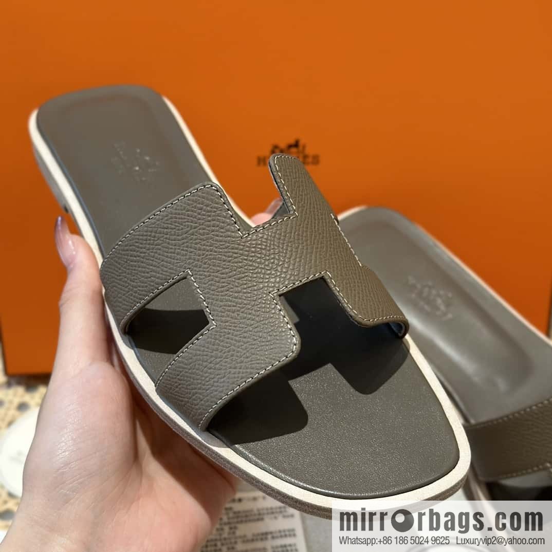 Hermès leather outsole H slippers
