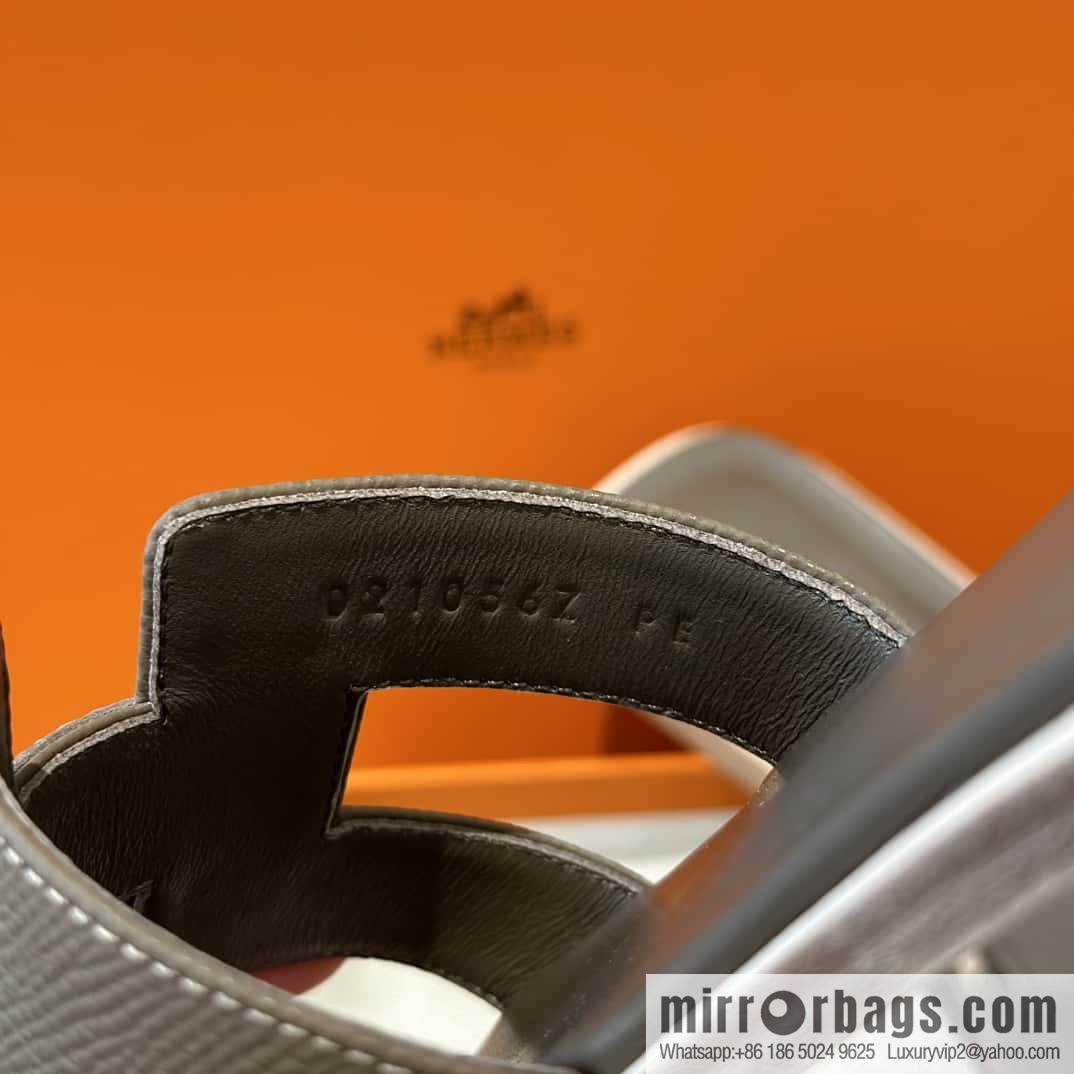 Hermès leather outsole H slippers