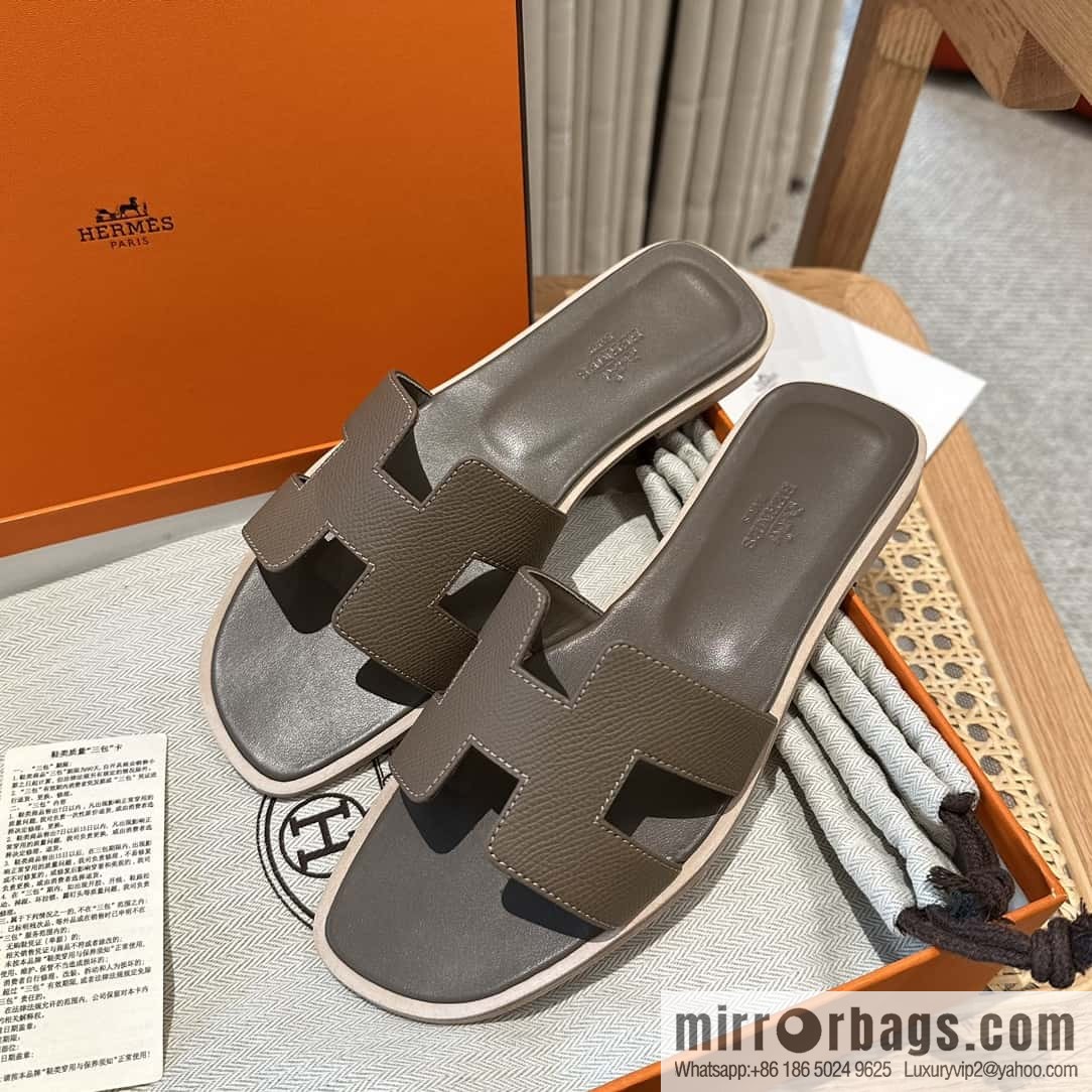 Hermès leather outsole H slippers