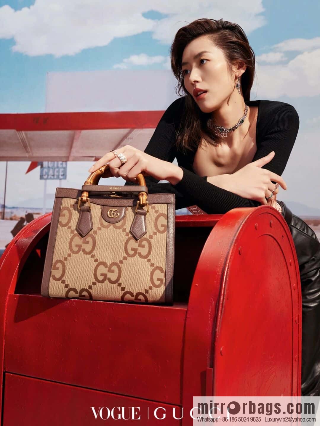GUCCI Gucc1 Diana canvas tote bag 660195