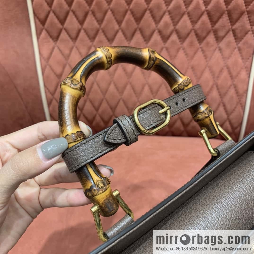 GUCCI Gucc1 Diana canvas tote bag 660195
